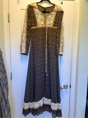 Gunne Sax | Dresses | Vintage 96s70s Black Label Gunne Sax Medieval Revival Maxi Dress | Poshmark Gunne Sax | Dresses | Vintage 96s70s Black Label Gunne Sax Medieval Revival Maxi Dress | Poshmark